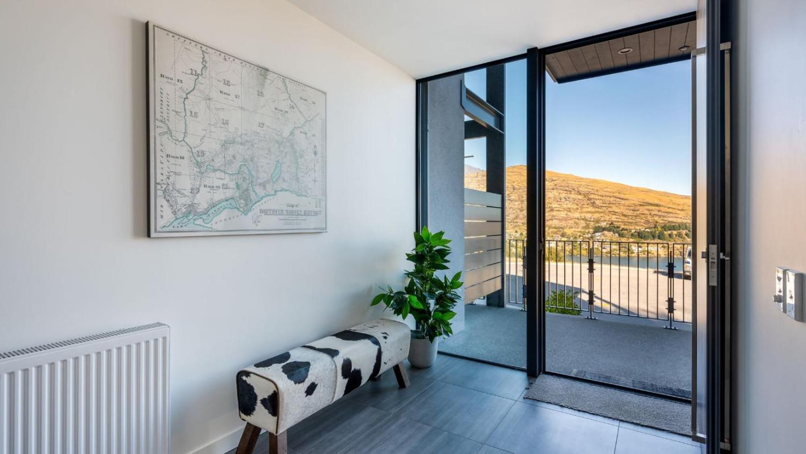 The Tiers- Hot Tub- Ac- Bbq- Free Parking Villa Queenstown Exterior photo
